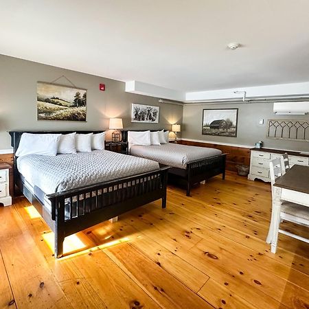 The Black Walnut Inn アマースト エクステリア 写真