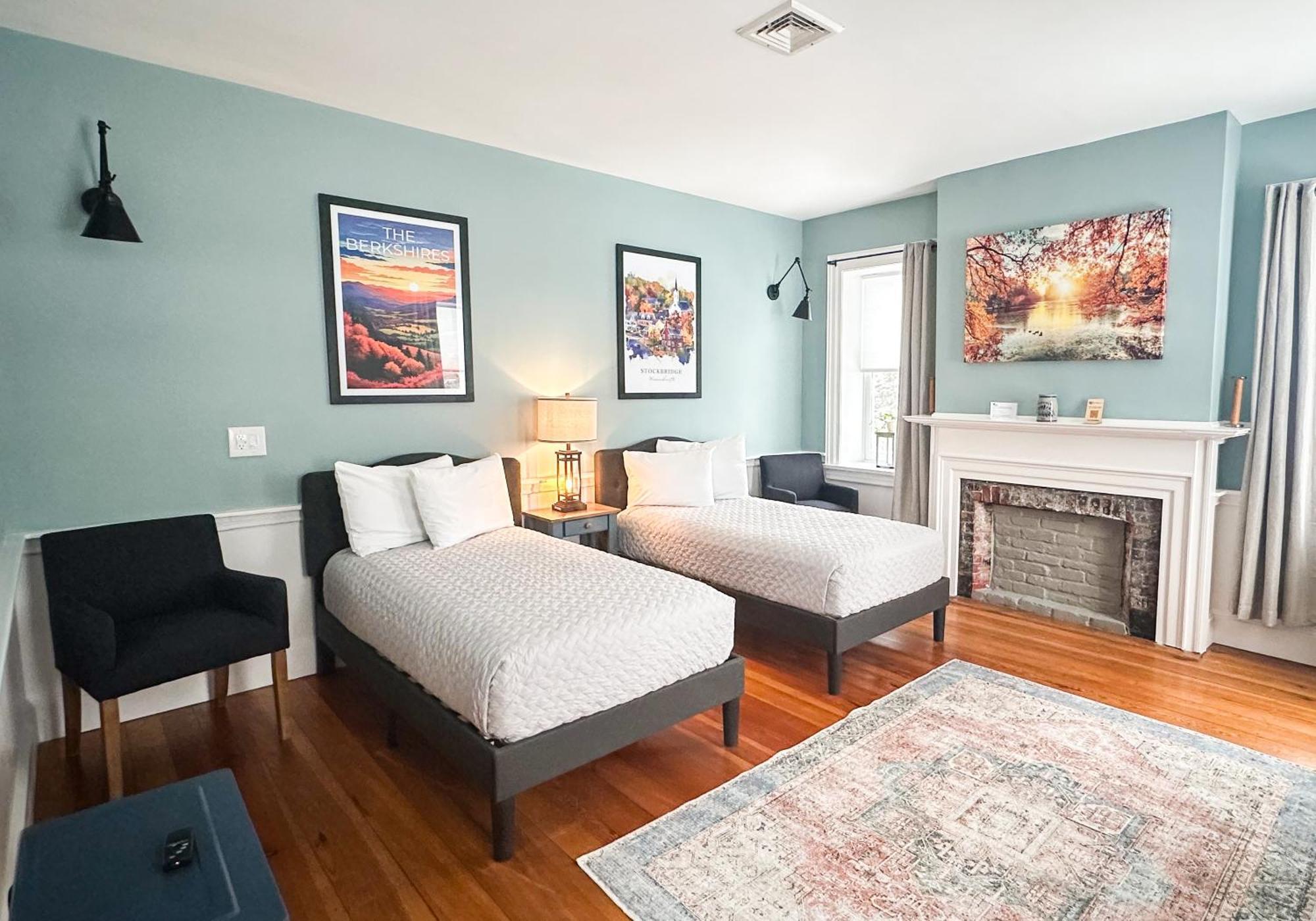 The Black Walnut Inn アマースト エクステリア 写真
