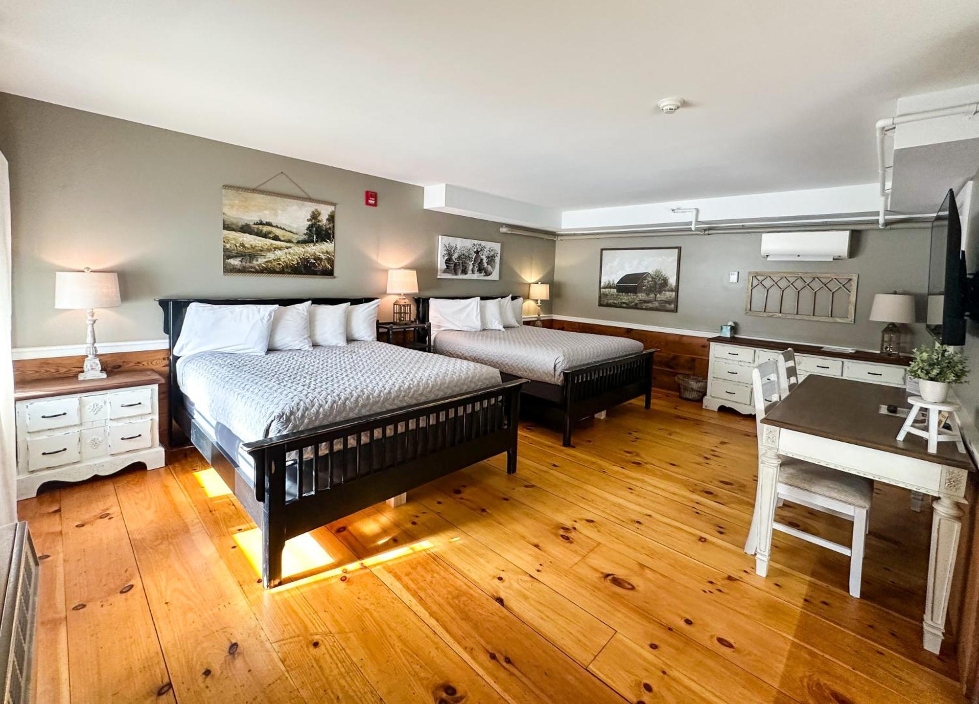The Black Walnut Inn アマースト エクステリア 写真